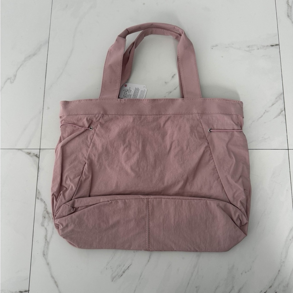 Lululemon Tote Bag 18L - Picture 4 of 4